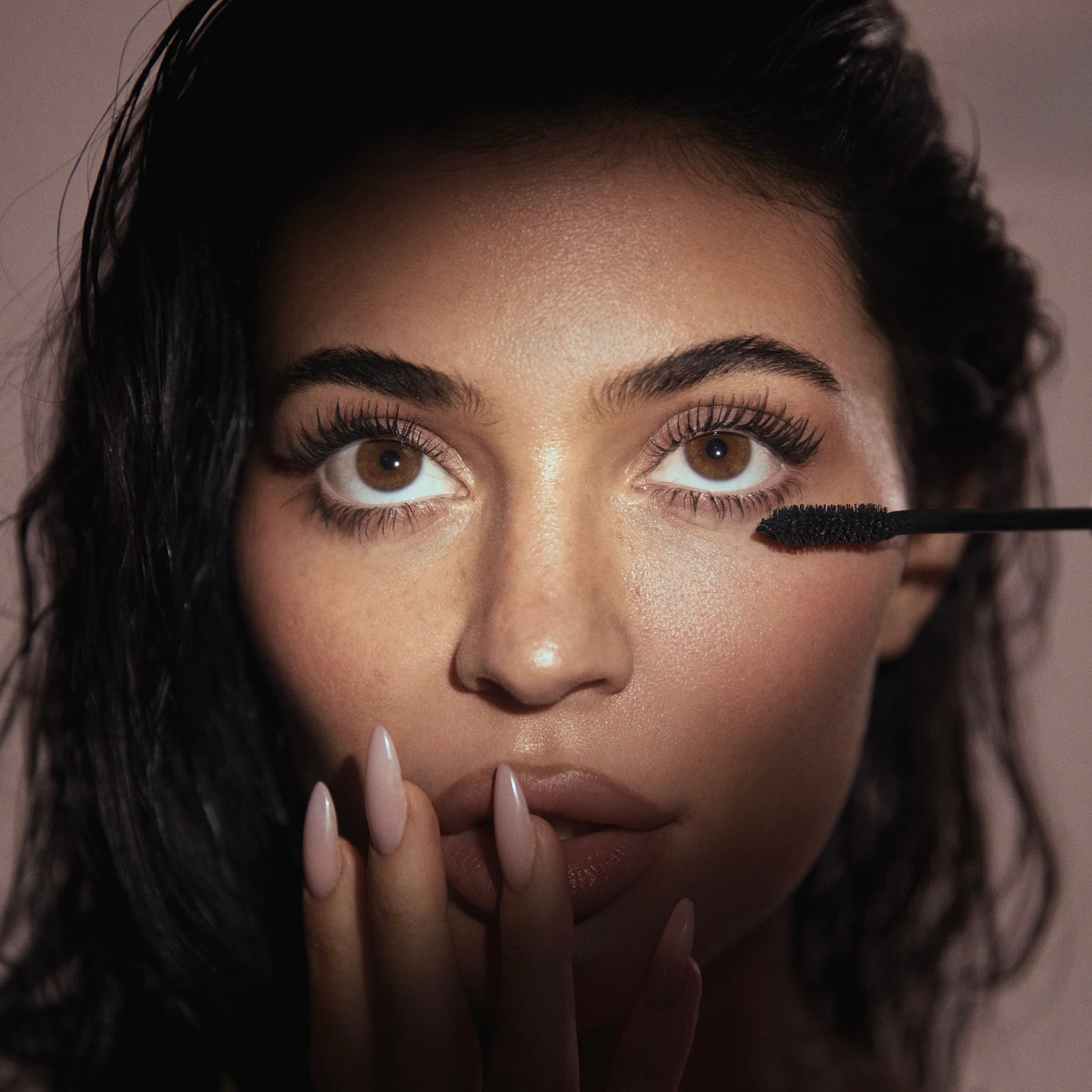 Mini Kylash Volume Mascara - Image 7